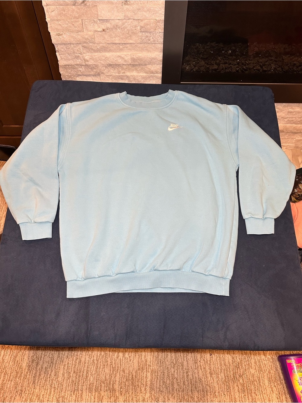 Nike Girls Pale Blue Crewneck Sweatshirt size XL